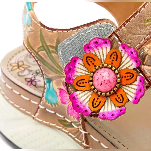L'Artiste Brissa Sandals- Grey/Multicolor Butterfly Floral Print Women’s Sandals - Picture 8 of 16